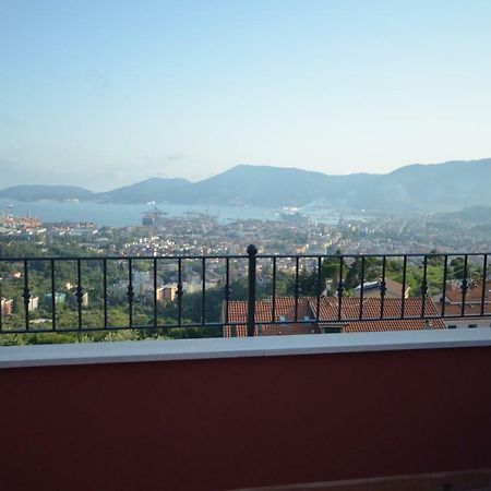 Appartement La Casa Con Vista Di Emma à Vezzano Ligure Extérieur photo